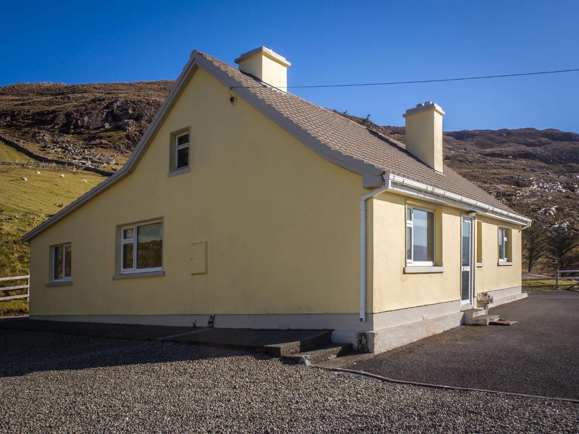 Lough Fee Renvyle Villa Bagian luar foto