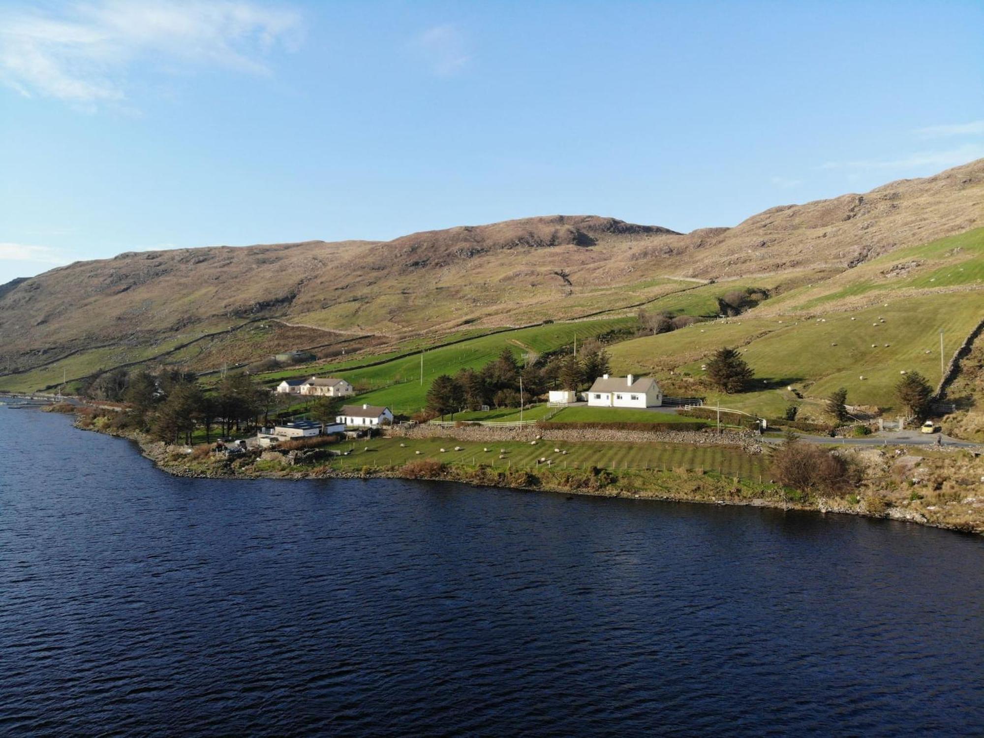 Lough Fee Renvyle Villa Bagian luar foto