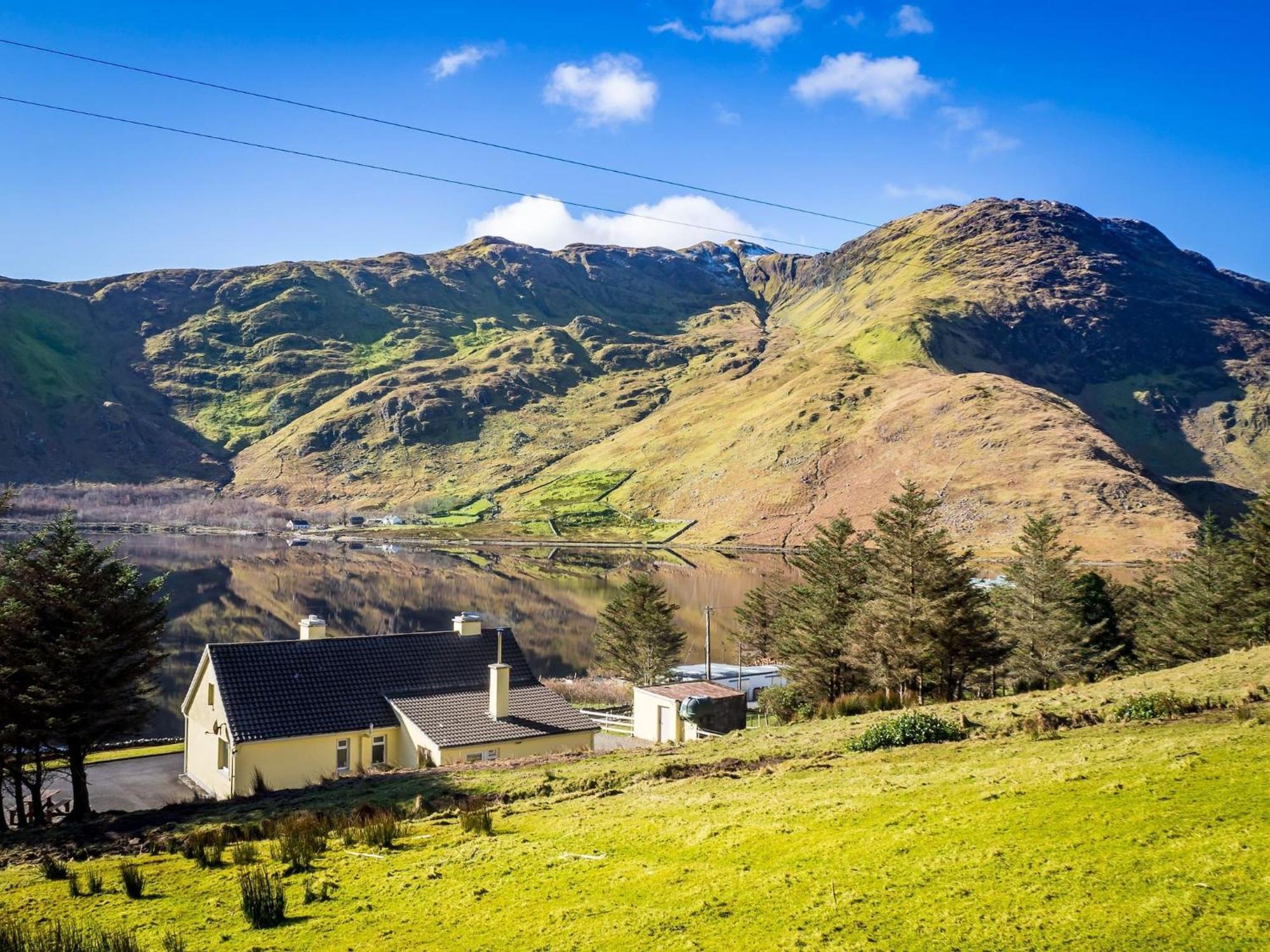 Lough Fee Renvyle Villa Bagian luar foto